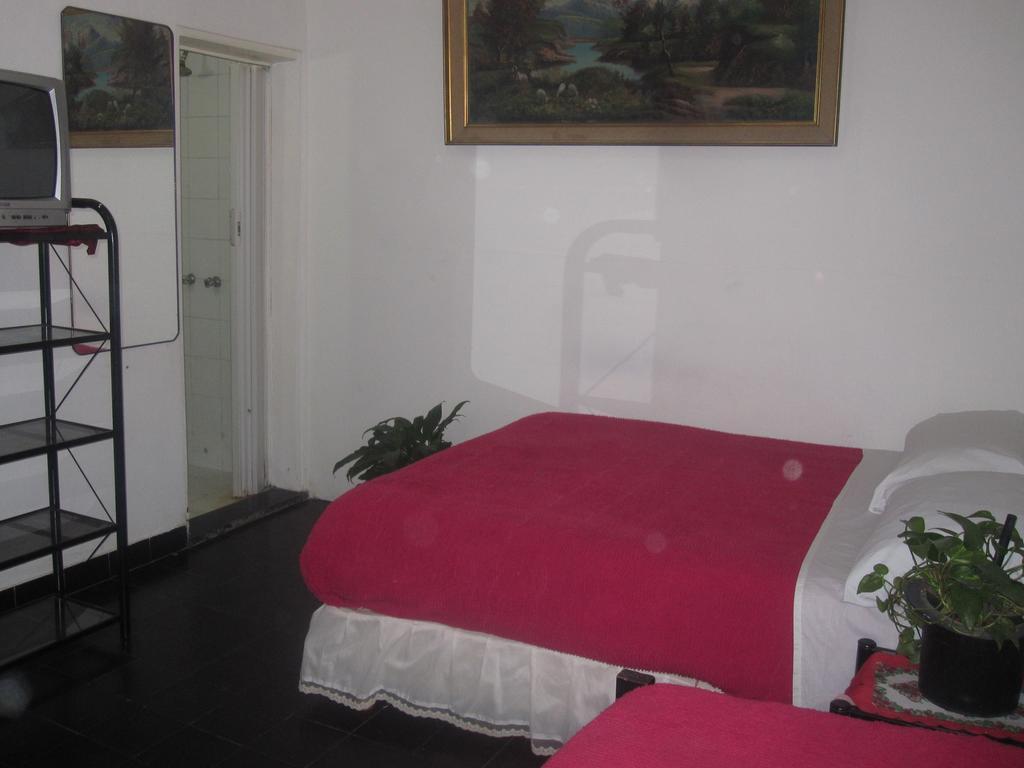 Hotel Minerva Buenos Aires Værelse billede